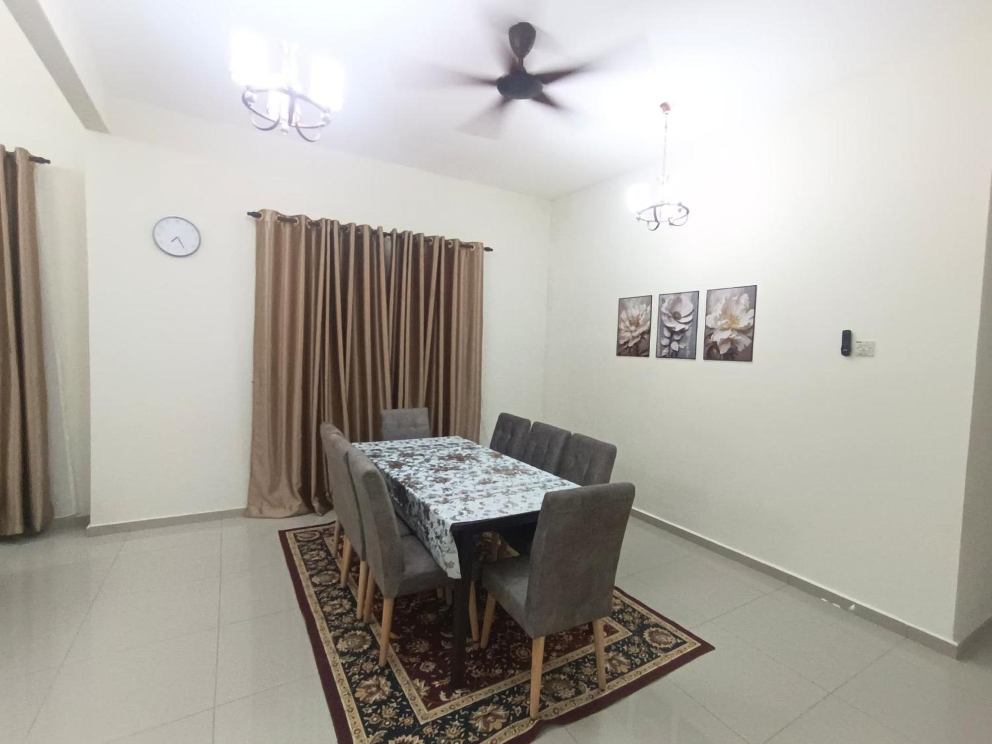 Nouri'S Homestay Melaka Экстерьер фото